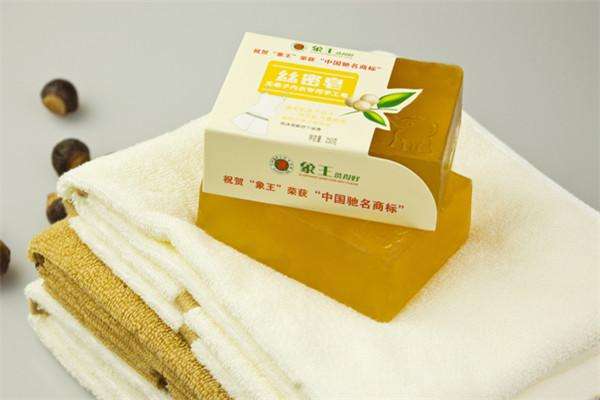 加盟干洗店哪個(gè)比較好